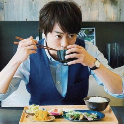 sachanarashi's profile picture. 嵐 の フランス人ファン🌈 櫻井翔🤞🌞Put your hands up, party people ! 君が笑えば　みんな笑って 5-1=0 💙❤️💚💛💜 Le lapin est l'ami secret du chien