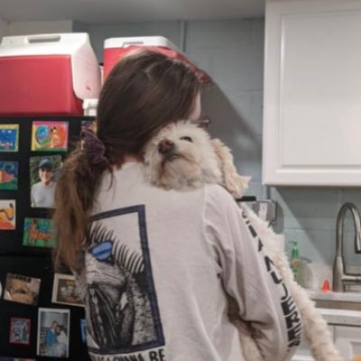 helen76250887's profile picture. 