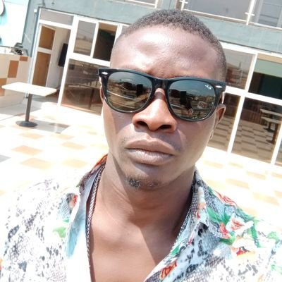 Dunsin84's profile picture. doubt is the origin of wisdom..... creativity the present of vision.