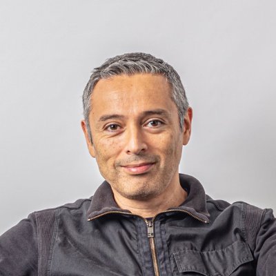 Online marketer, search engine slave and sport fanatic. Living in Yorkshire but hailing from Chile - a no nonsense approach sprinkled with Latin flair!