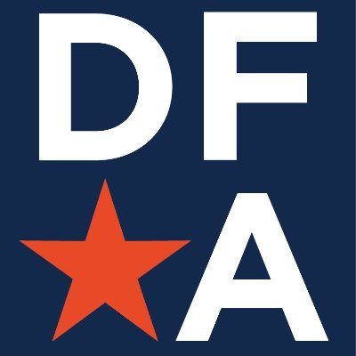 DFAillinois's profile picture. Design For America at University of Illinois. Students designing products and solutions that solve real world problems. Contact: uiuc@designforamerica.com.
