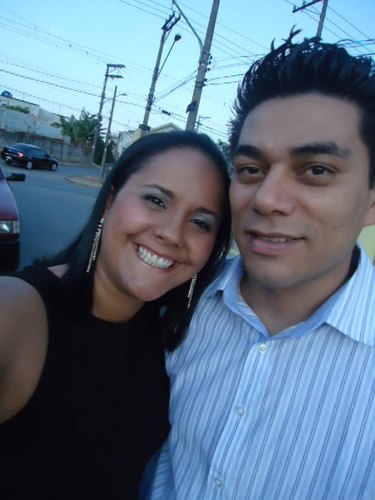 Minha Familia minha vida, Sou uma pessoa feliz e de bem com a vida, Adoro meu Deus, minha familia, nasci pra ser adoradora.