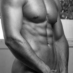 top guy with big d*ck #gay #gayboy #gaytwitter #8inches #nudist