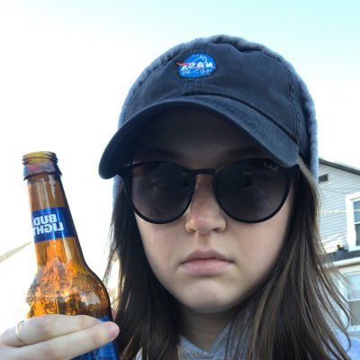 allisonmuntin's profile picture. Once ate 14 breadsticks at Fazoli’s