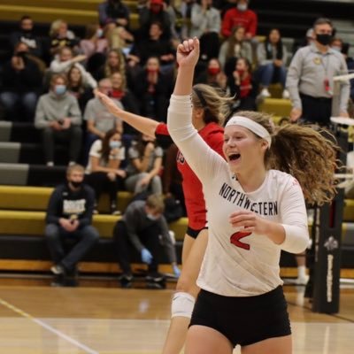 NWC Volleyball and Softball🖤❤️