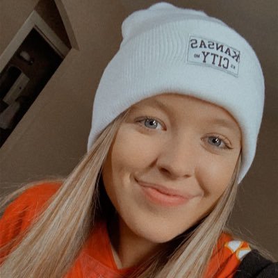 hlocke_'s profile picture. | it’s a great day to do great things |