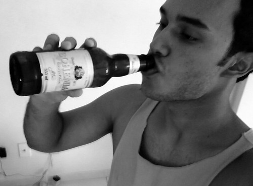 titopassos_'s profile picture. Not!