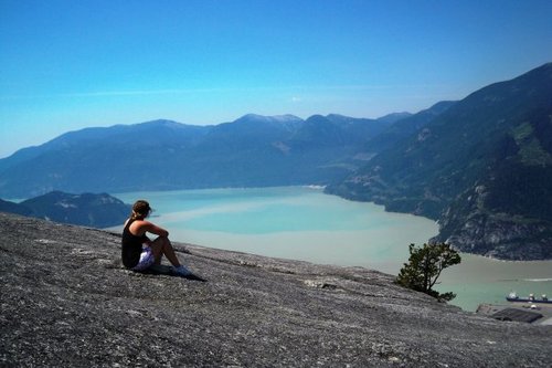 NikiCdn's profile picture. ...a mountain life fore me :)