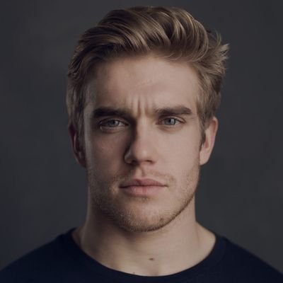 MoonWolfRhydian's profile picture. #ParodyAccount #RpAccount

Werewolf