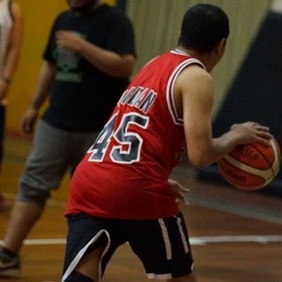 adhishandi's profile picture. 