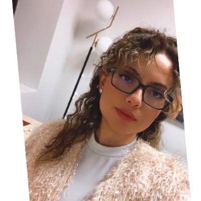 vvherrera25's profile picture. Human.