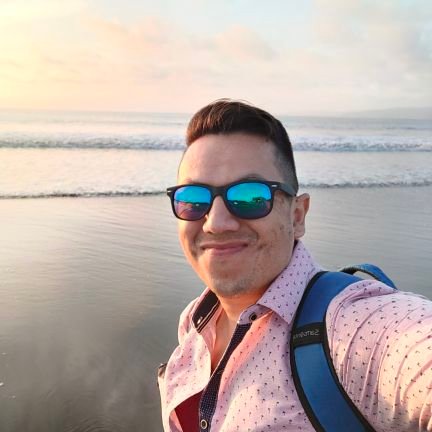 LuisCastilloC3's profile picture. Por un mundo donde seamos socialmente iguales, humanamente diferentes y totalmente libres. Rosa Luxemburgo.