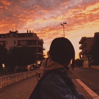 dunno_maybx's profile picture. 