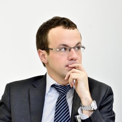 Commodity analyst with an eye on advanced analytics, NLP and quantitative methods. Opinions are my own