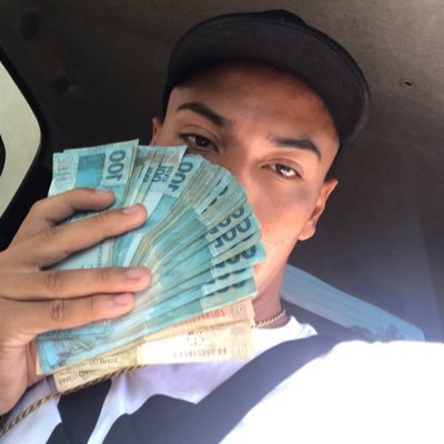 Fofocas sobre mim é mato, em mato nois taca fogo. 🙅🏽‍♂️🔥