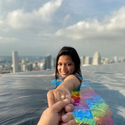 Vixen_in_SG's profile picture. IT professional and a Mom👩‍💻🍽😴🔂