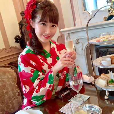 桑山メグミ
