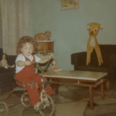 marcelavilaa's profile picture. 