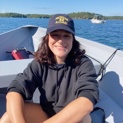 josiegi53630425's profile picture. 