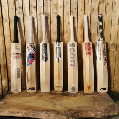 A proud husband and Daddy!
Doesn't take life seriously in the slightest.
I love cricket and own https://t.co/PISXE3GbnZ