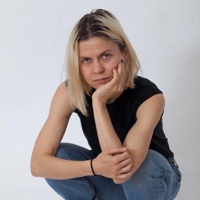 cultureoflies's profile picture. 