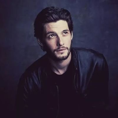 HeroInterrupted's profile picture. • Younger Brother of James Gordon • Detective • SS/Semi-Lewd/Non-Lewd • OC • Dark & Mature Themes +18 #OCRP #GothamRP #DCRP #Batmanrp ( Rp Account )