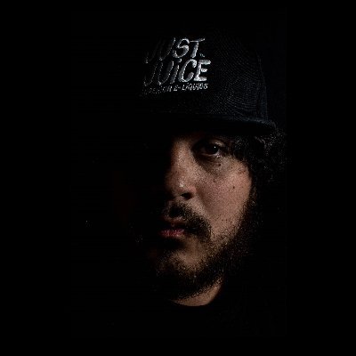 Kirozeru's profile picture. Twitch Affiliate, Artist, Vape enthusiast, Photographer, Latino guy- proud dad of a Cat
Profile Pic a Banner thanks to @Ark2ruX