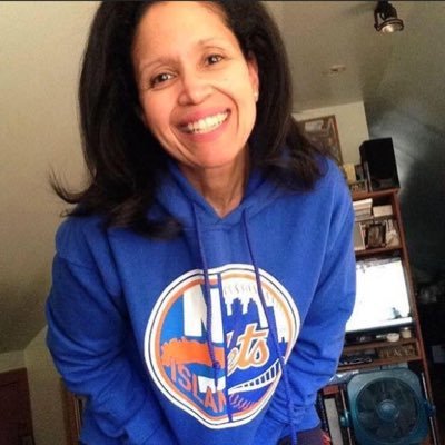 Leslie26L's profile picture. Life is fabulous, baby! Breathe it all in.