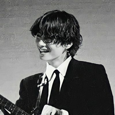 RMSTURR's profile picture. I love flowers so does I love the boys 🌼| إني أحبك في اللهِ 💜 | fanaccount | I do manips for fun and will help a bit if you want |