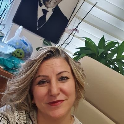 hyperiid's profile picture. Doç.Dr. Giresun Üniversitesi, Çevre Mühendisliği Bölümü, Derin Su'nun annesi,