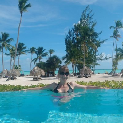 Ottawa mom and travel agent specializing in Mexico and Caribbean travel! Find me on Facebook @ Ottawa All Inclusive Deals for specials 🏝