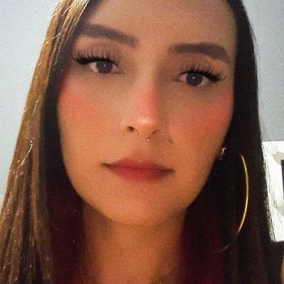 bruulanducci's profile picture. ' Minha beleza não é efêmera, como o que eu vejo em bancas por aí. Minha natureza é mais que estampa, é um belo samba que ainda está por vir. ♫