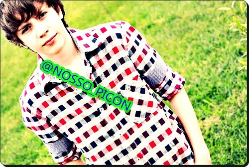 Fc do nosso @Piconn criado:  10/11/2010 Oficializado:30/11/2010 *-*
msn: nosso_picon@hotmail.com
Dona: @Rafaellathom