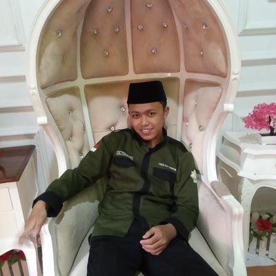 TauViqAhmad2's profile picture. Ibda' Bi Nafsik (Mulai-lah dari Dirimu Sendiri)