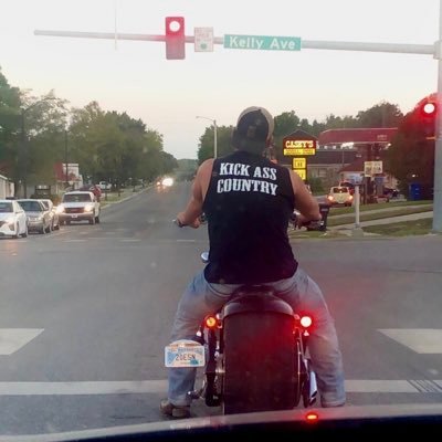 Joshaustin123's profile picture. 