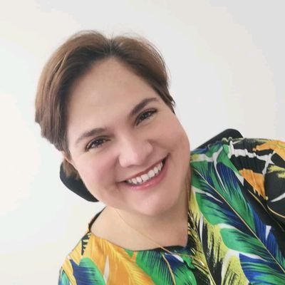 YenoryRojas's profile picture. Abogada de Profesión... Madre de tiempo completo. Amante de la Vida y el deporte de Campo.
Me gustan los caballos y las buenas compañias.