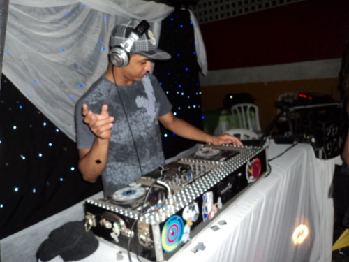 DayvidBarango's profile picture. ...