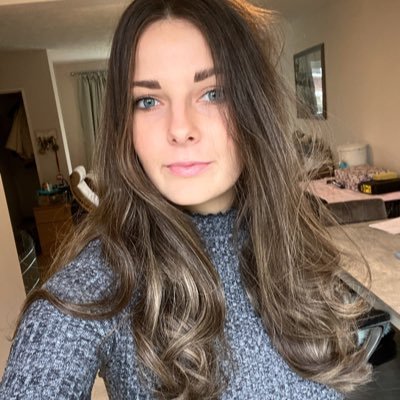 charlotteadders's profile picture. instagram; 'charlotteaddison_'