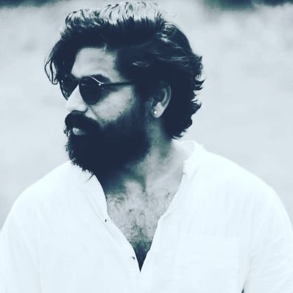 Yogeshwar_yogii's profile picture. Live To Drive 🏞️🏍️⛰️