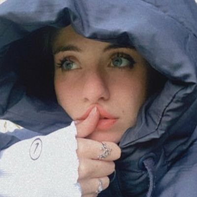 cemresolmazz__'s profile picture. Çizgiyi aşmayınız ;)) İyiki #csfc🌵🦒