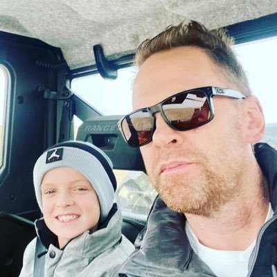 Father, Producer, Grain Trader, Consultant, Hockey Player and unwavering Right Winger and proud to be Saskatchewan.