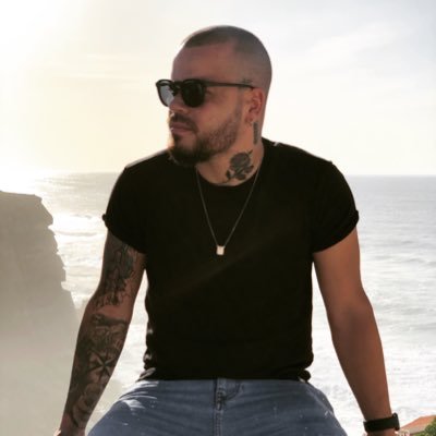 RaiJuni56662275's profile picture. Just live 🤟🏼