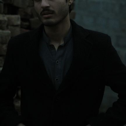 Hussnynn's profile picture. Totally Unpredictable🙂