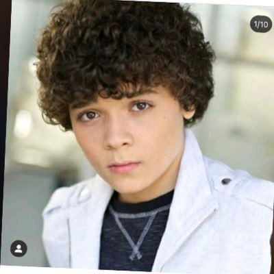 Love Cameron Ocasio and his movies my Dream is that Cameron answer me :) 𝑯𝒆 has unfollowed me 😢