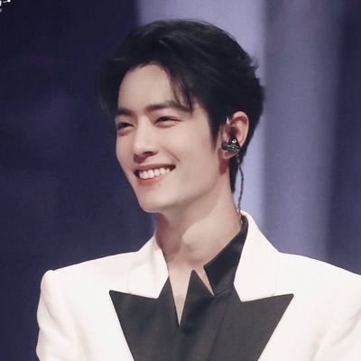 she/her • 20+
Xiao Zhan's smile worth millions (fan account)