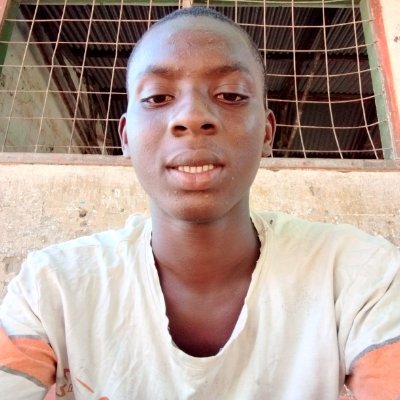 My name is mamadou am from the Gambia west coast Africa am a student in junior 🙏❤️