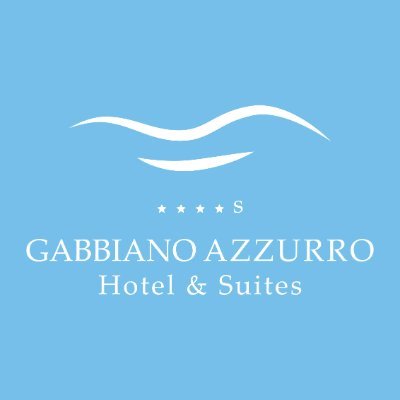 🏝 Private Beach
🏊🏻 Infinity Pool
💎 Suites with private pool
🛎 Fab experiences
🍽 Dining @BluRestaurantIT
👉🏻 Tag #gabbianoazzurrohotel