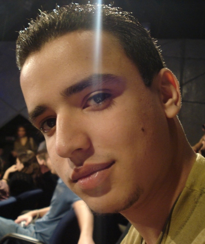Jovem Sarado Católico Apostólico Romano Mariano Carismático Renovado.