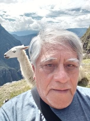 emalaga1's profile picture. Decepcionado de mi mismo y mi generación que desperdició la oportunidad de cambiar para bien al Perú. Optimista con las juventudes de hoy.