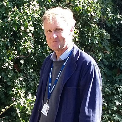 Working at @StChrisHospice as an IT Administrator & garden volunteer. Walk leader @CLOGtweets. Long walks, short walks. Stares at maps and clouds ...